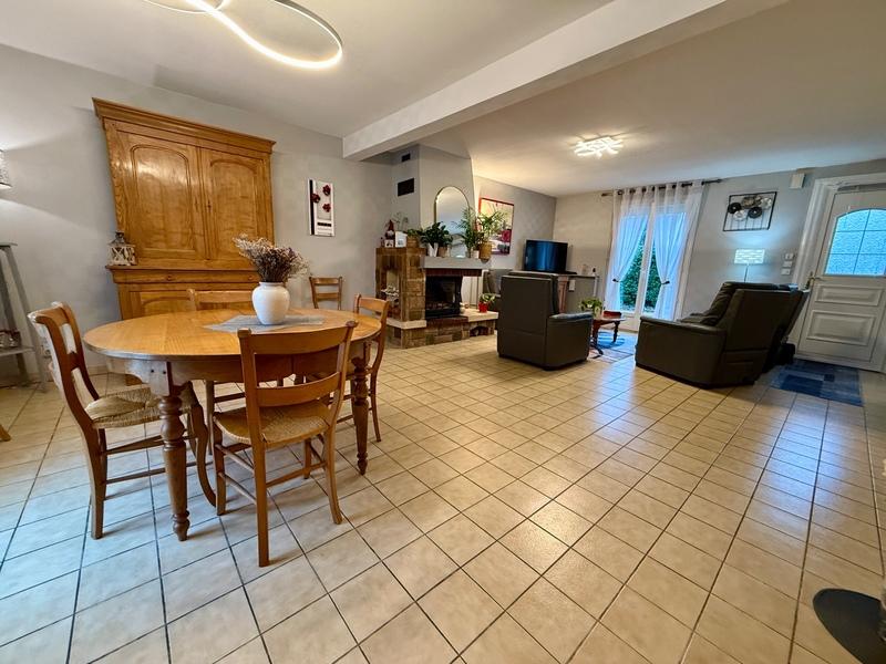 Maison - 127 m² - 7 pièces