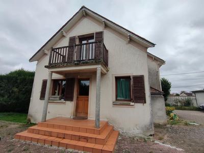 Maison - 390 m² - 11 pièces