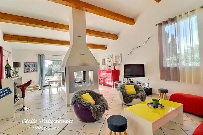 Maison - 137 m² - 5 pièces