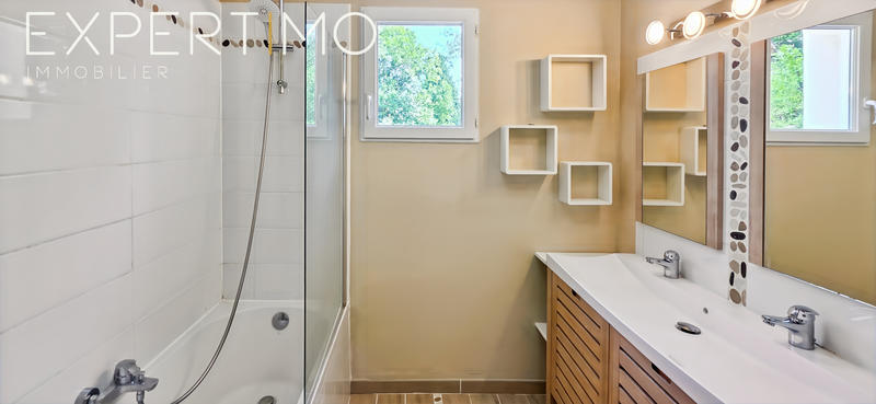 Maison - 100 m² - 6 pièces