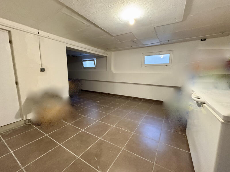 Maison - 140 m² - 7 pièces