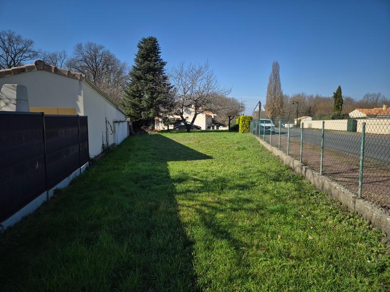Terrain constructible - 400 m²