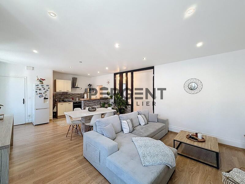 Appartement - 70 m² - 3 pièces