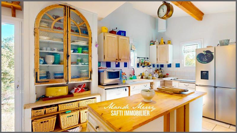 Maison - 170 m² - 8 pièces