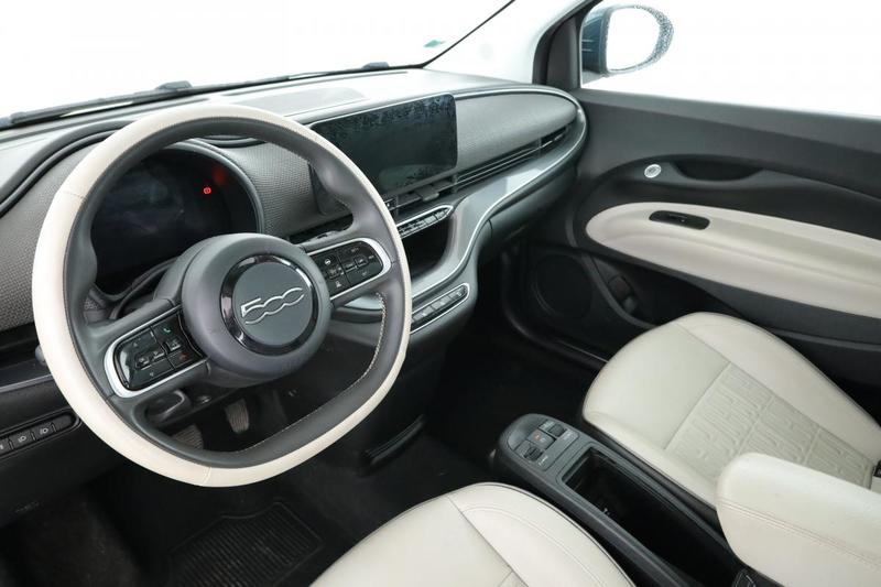 Fiat 500 Electrique 42 kWh la Prima 118 ch