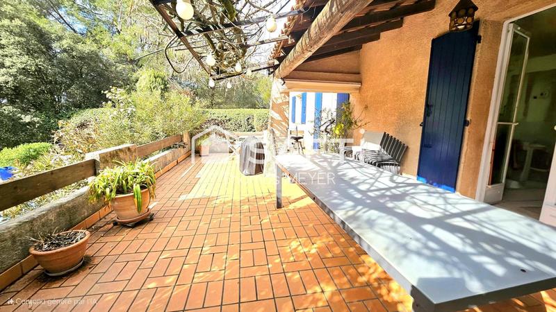 Maison - 92 m² - 4 pièces