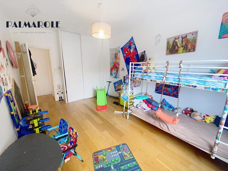 Appartement - 72 m² - 3 pièces