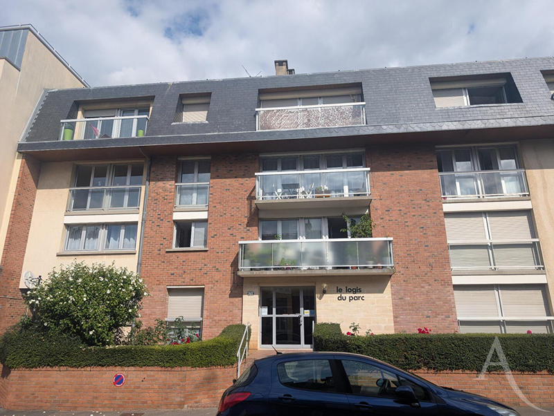 Appartement - 77 m² - 3 pièces