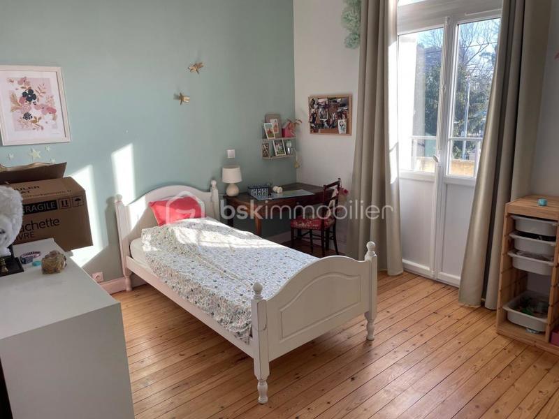 Maison en pierre - 162 m² - 7 pièces