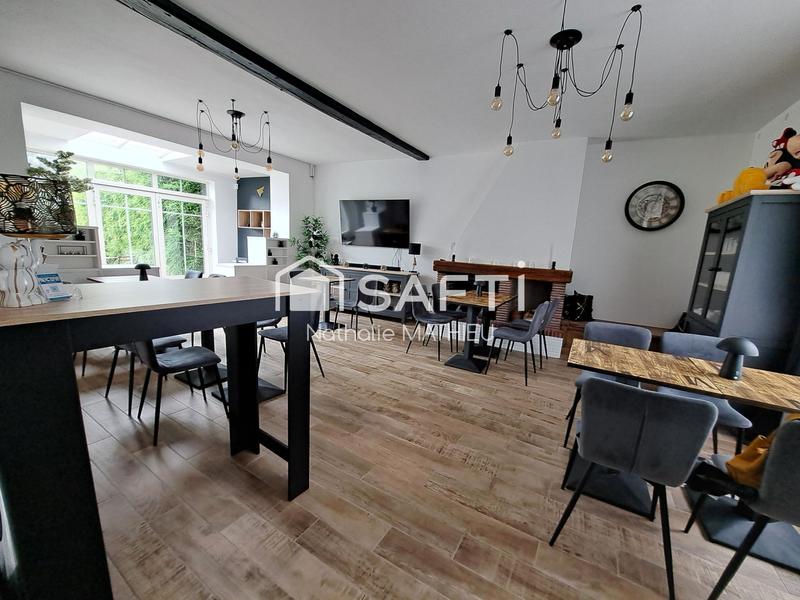 Maison - 200 m² - 7 pièces