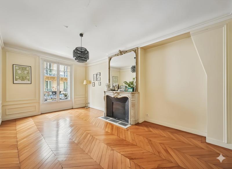 Appartement - 125 m² - 5 pièces