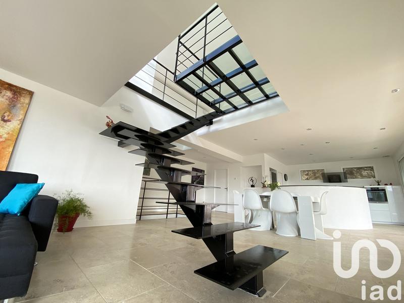 Maison de maîtres - 235 m² - 8 pièces