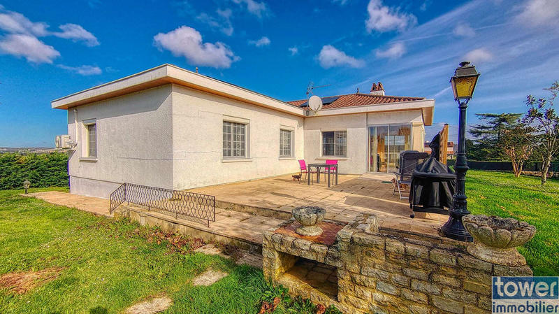 Maison - 163 m² - 6 pièces