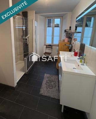 Maison - 104 m² - 4 pièces