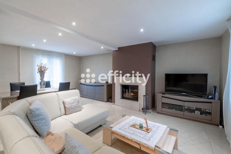 Pavillon - 118 m² - 7 pièces