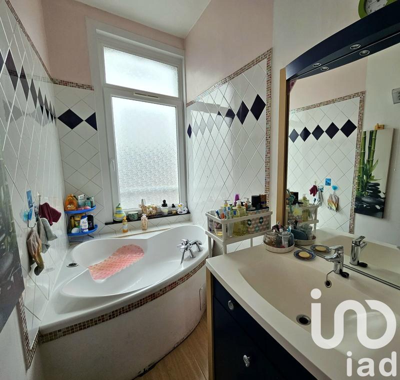 Maison - 143 m² - 5 pièces