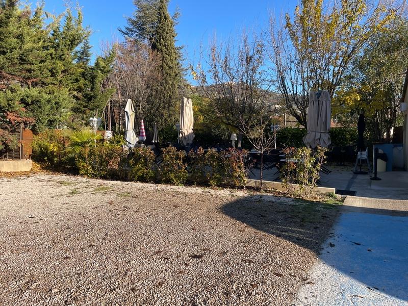 Fonds de commerce - 140 m²