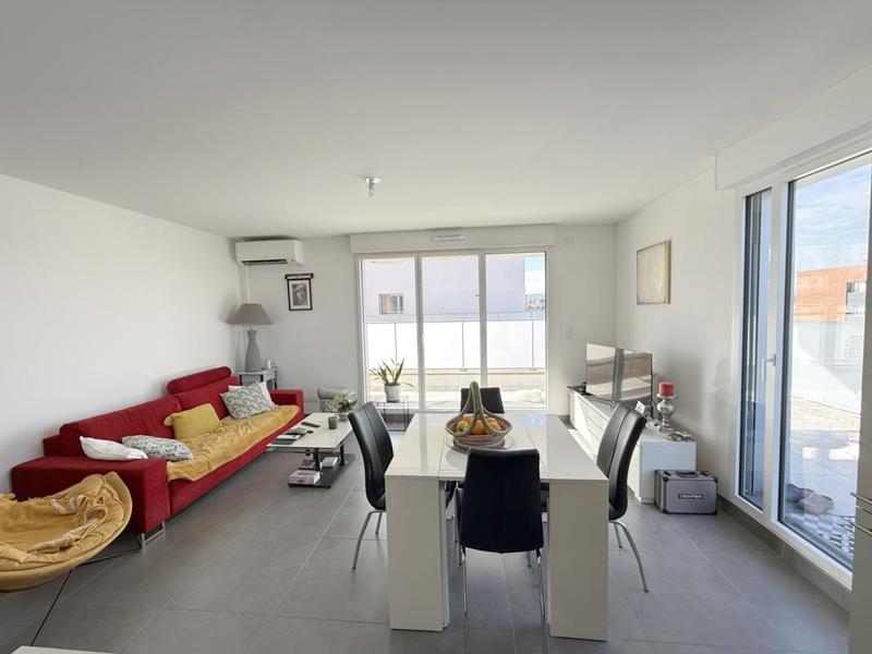 Appartement - 75 m² - 4 pièces