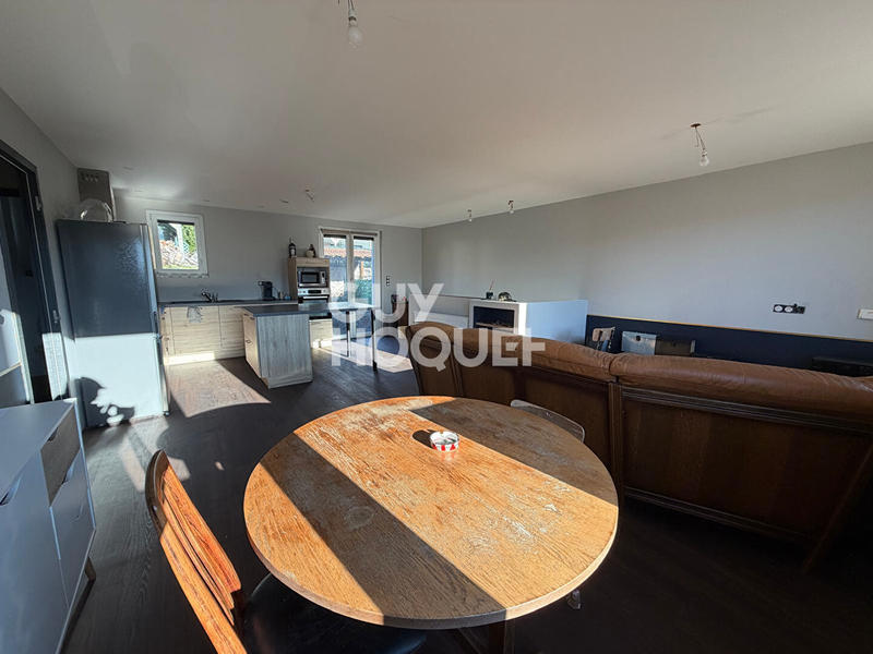 Maison - 110 m² - 4 pièces