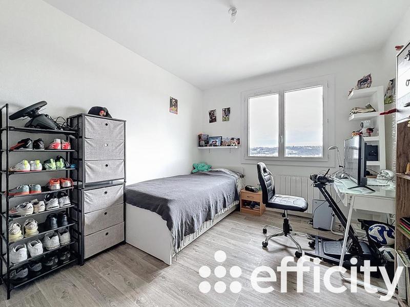 Maison - 93 m² - 4 pièces