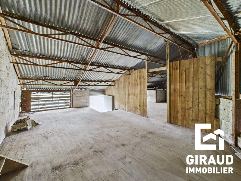 Maison ancienne - 312 m² - 8 pièces