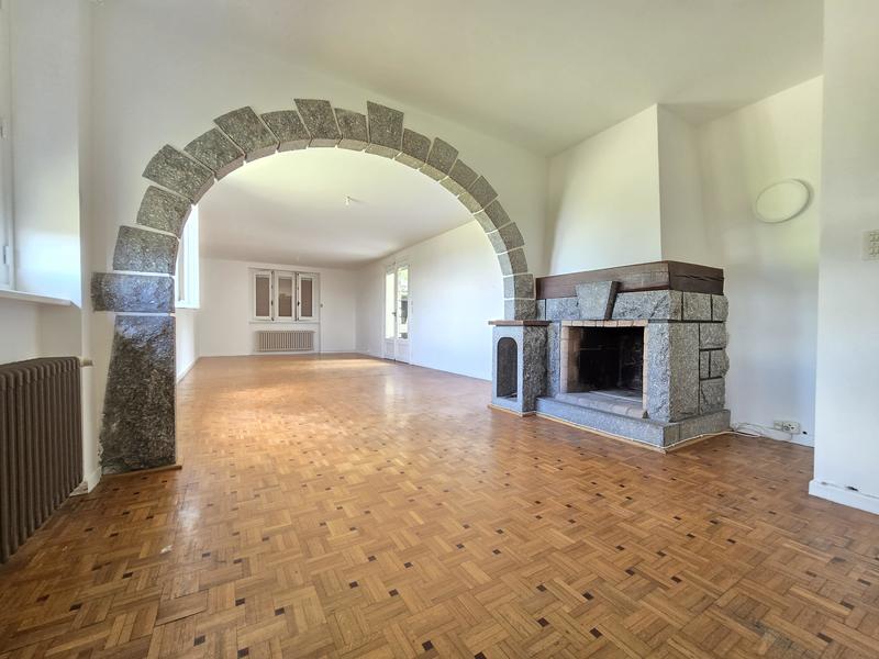 Maison - 165 m² - 7 pièces