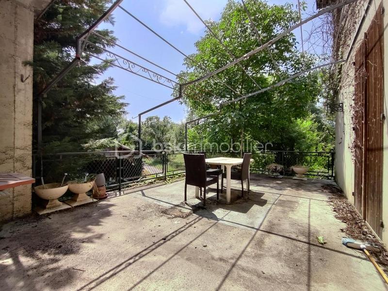 Moulin - 287 m² - 12 pièces