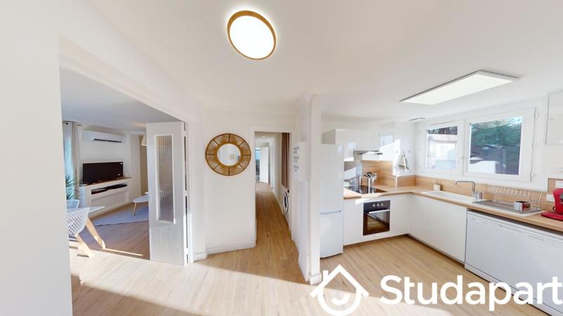 Chambre - 9 m² - 1 pièce