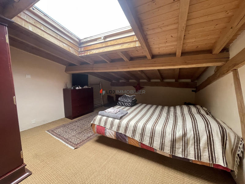 Mas - 90 m² - 9 pièces