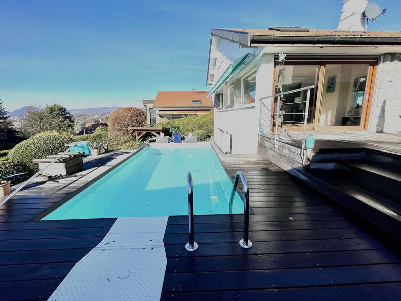 Maison d'architecte - 230 m² - 8 pièces