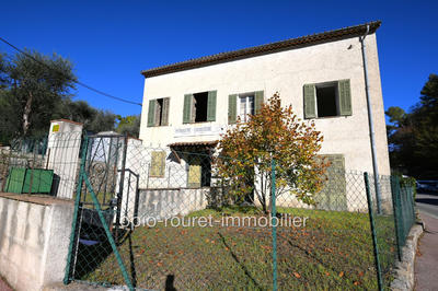 Maison - 163 m² - 6 pièces