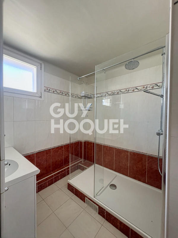 Appartement - 89 m² - 5 pièces