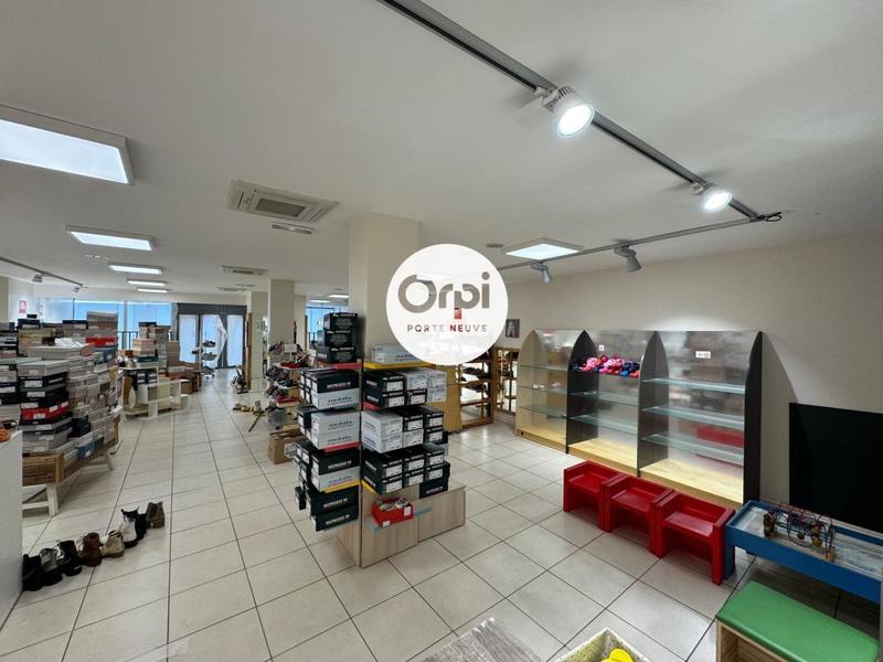 Local commercial - 300 m²