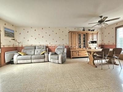 Maison traditionnelle - 113 m² - 6 pièces