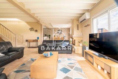 Maison - 184 m² - 6 pièces