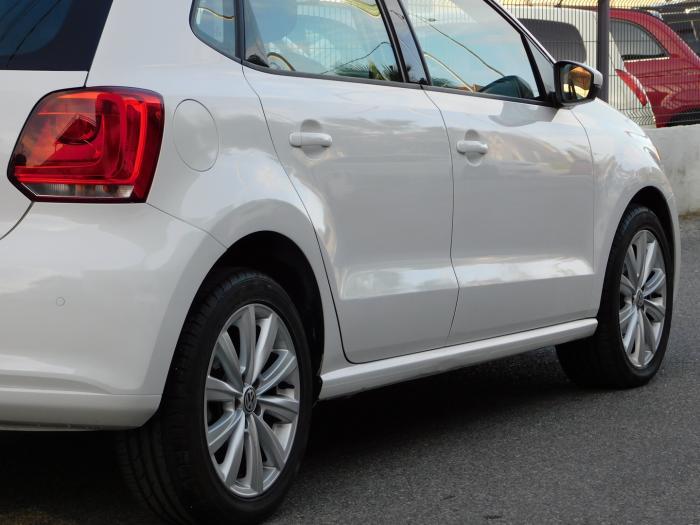 Volkswagen Polo 1.6 Tdi 90ch Fap Sportline Dsg7 5p