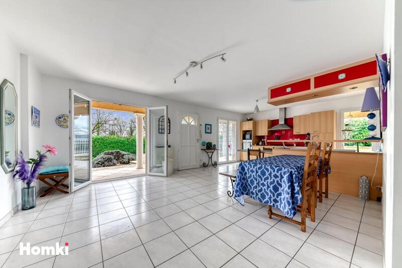 Maison - 140 m² - 6 pièces