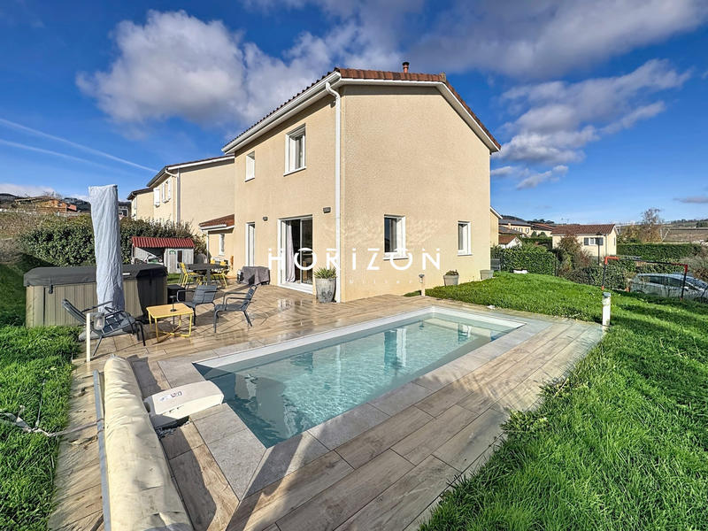 Maison - 103 m² - 5 pièces