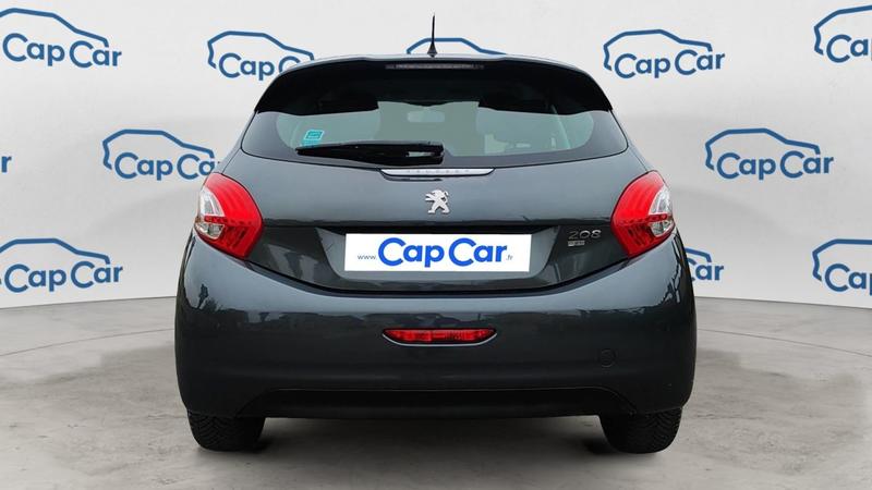 Peugeot 208 1.2 PureTech 82 Active - Automatique