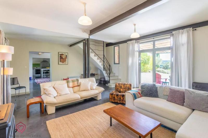 Maison de maîtres - 900 m² - 26 pièces