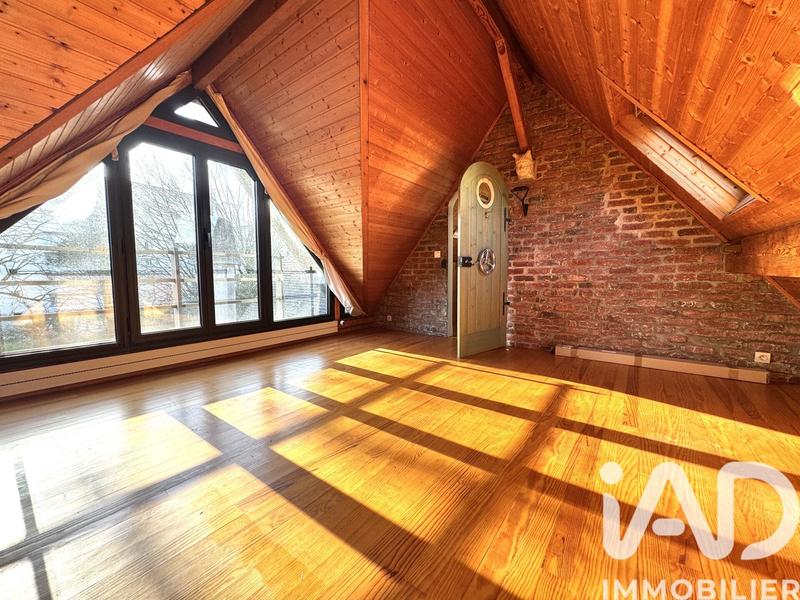 Maison - 266 m² - 11 pièces