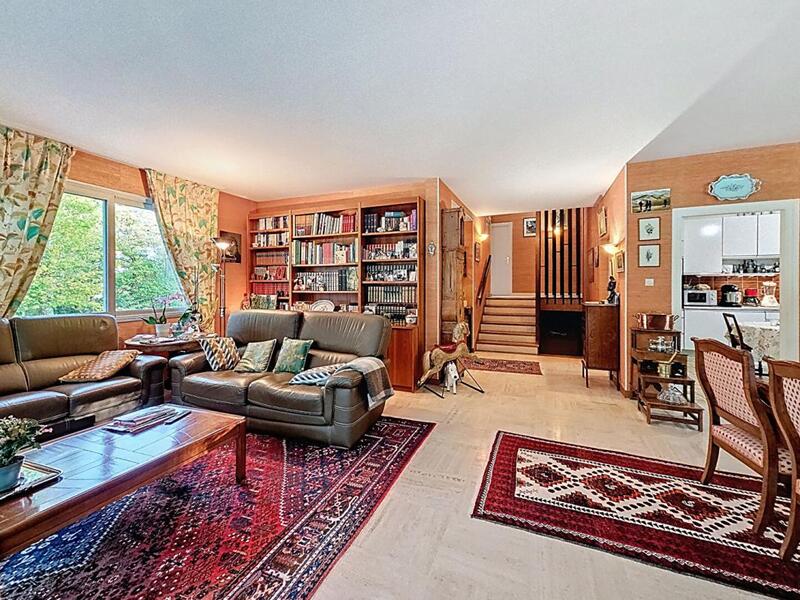 Maison - 152 m² - 7 pièces