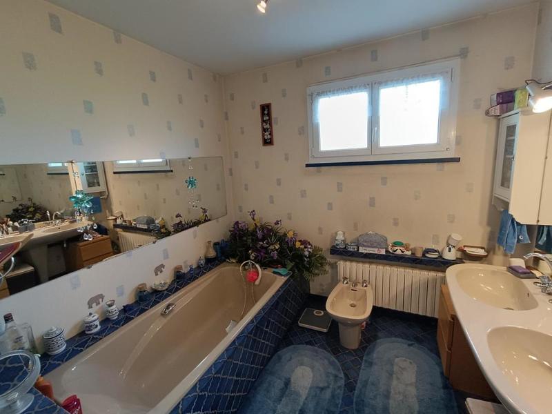 Maison de village - 235 m² - 11 pièces