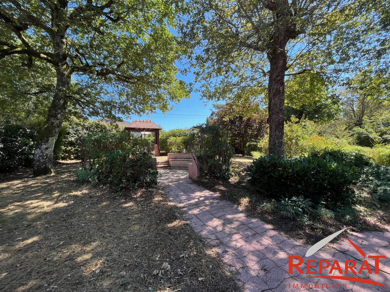 Maison - 188 m² - 6 pièces