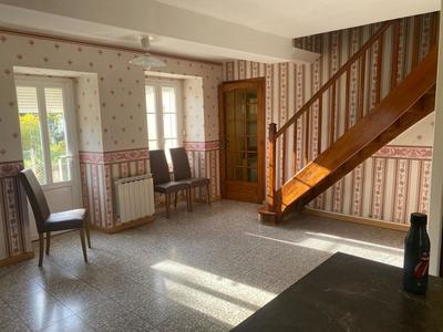 Maison - 105 m² - 5 pièces