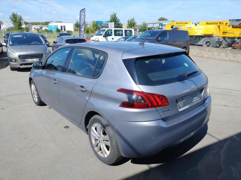 Peugeot 308 II 1.6 BlueHDi 120 s&amp;amp;S Eat6 Active Business