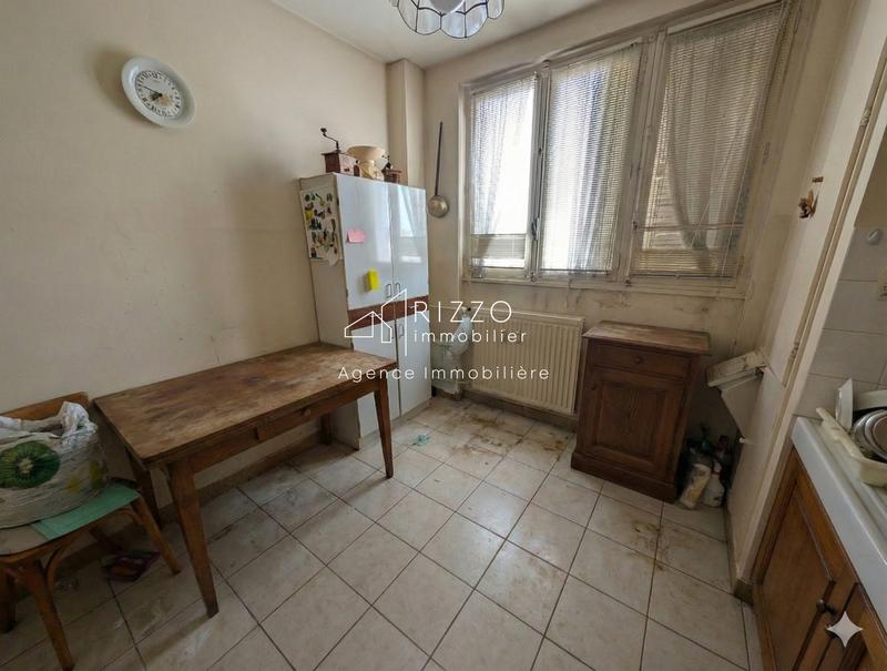 Appartement - 92 m² - 4 pièces