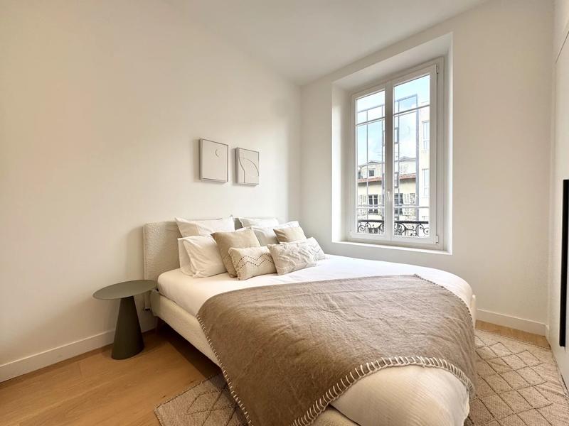 Appartement - 137 m² - 5 pièces