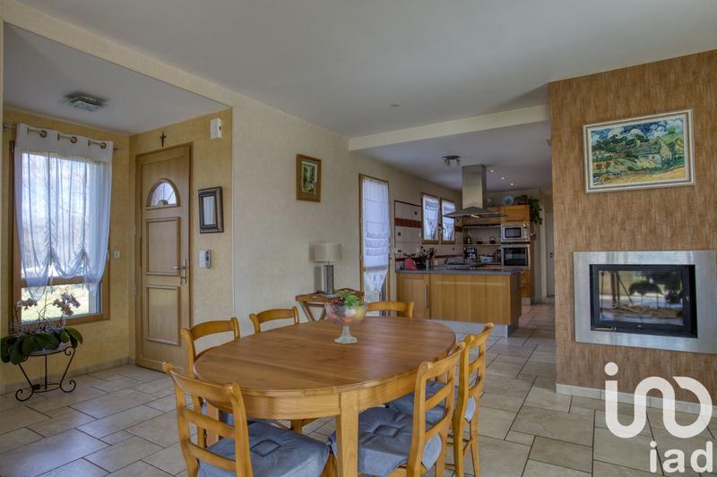 Maison - 185 m² - 6 pièces