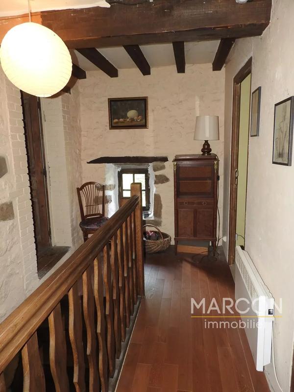 Maison de village - 513 m² - 7 pièces